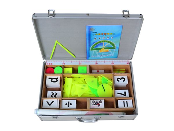 小學(xué)高年級數(shù)學(xué)磁性教具